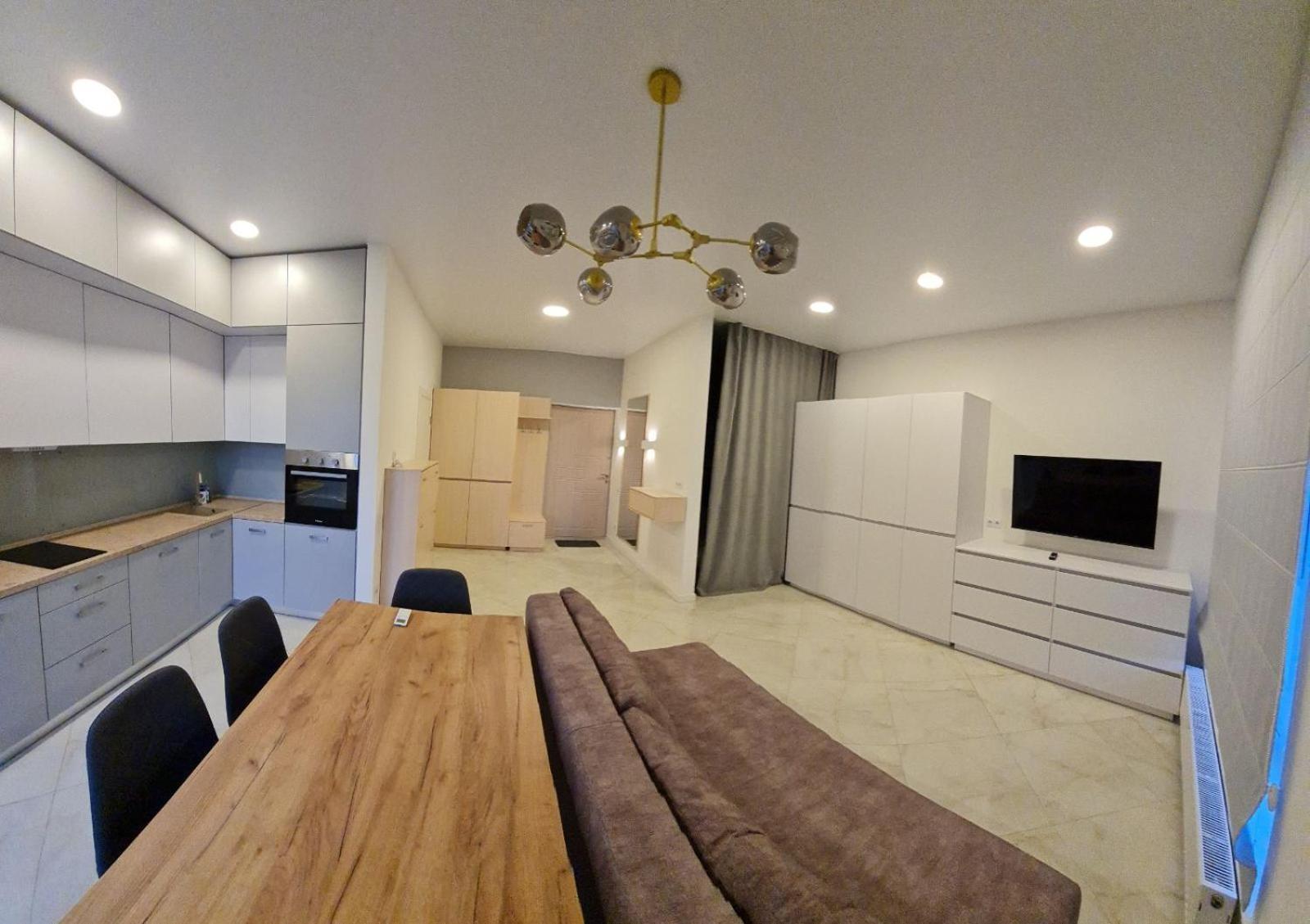 Apartplus - Затишні Апартаменти Dnipro Exterior photo